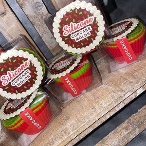 Reusable Silicone cupcake molds